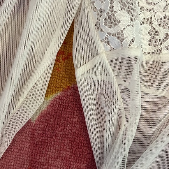 Lace/mesh bodysuit - Picture 3 of 7